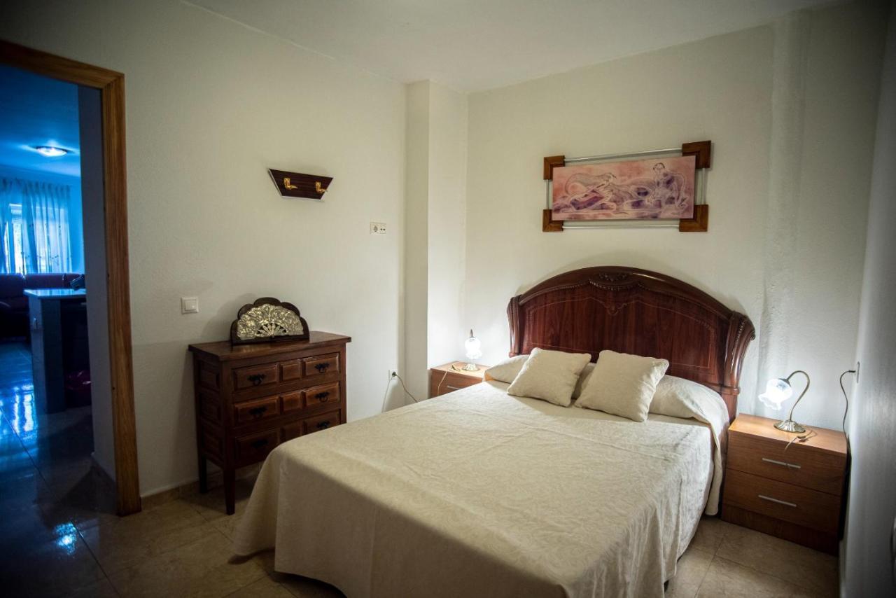 Apartamentos San Anton Villarrobledo Kültér fotó