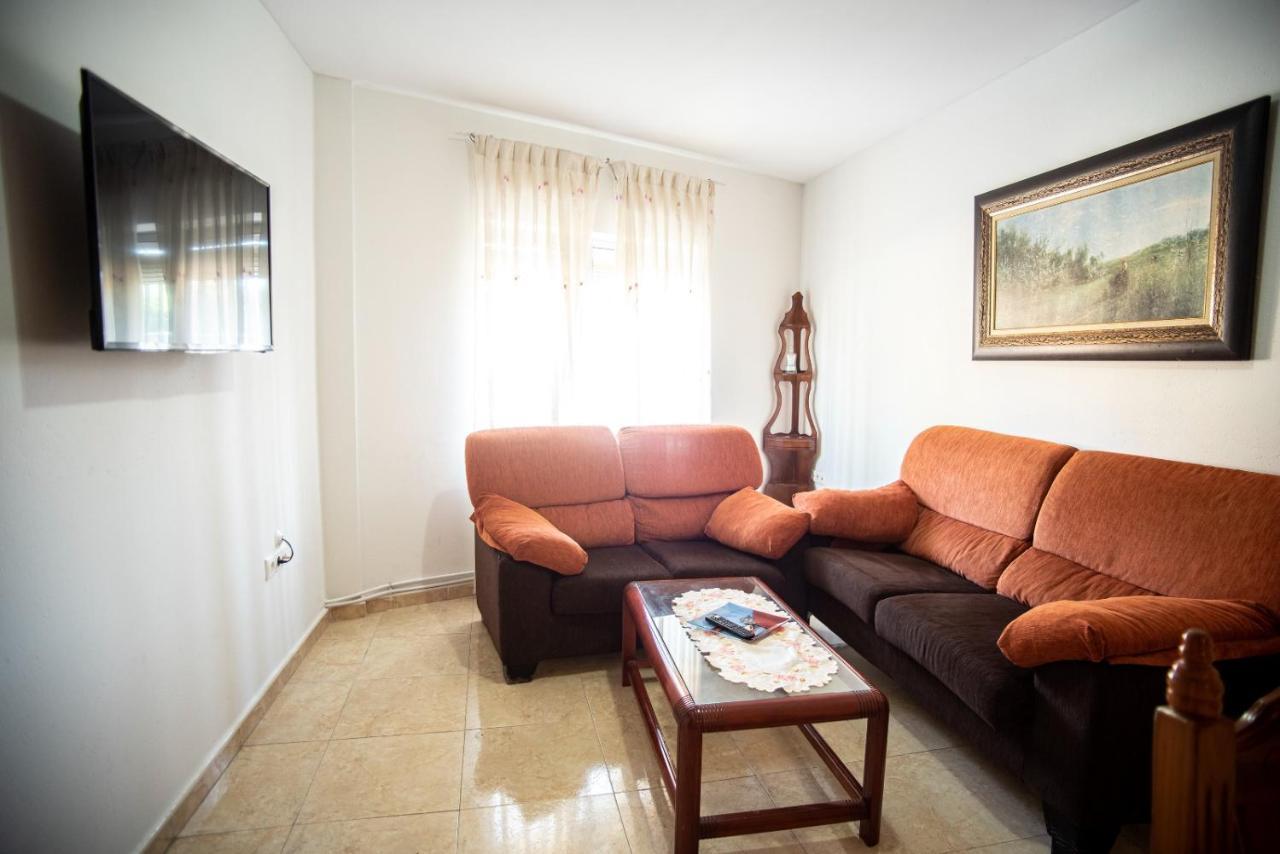Apartamentos San Anton Villarrobledo Kültér fotó