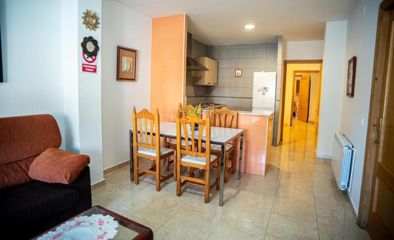 Apartamentos San Anton Villarrobledo Kültér fotó