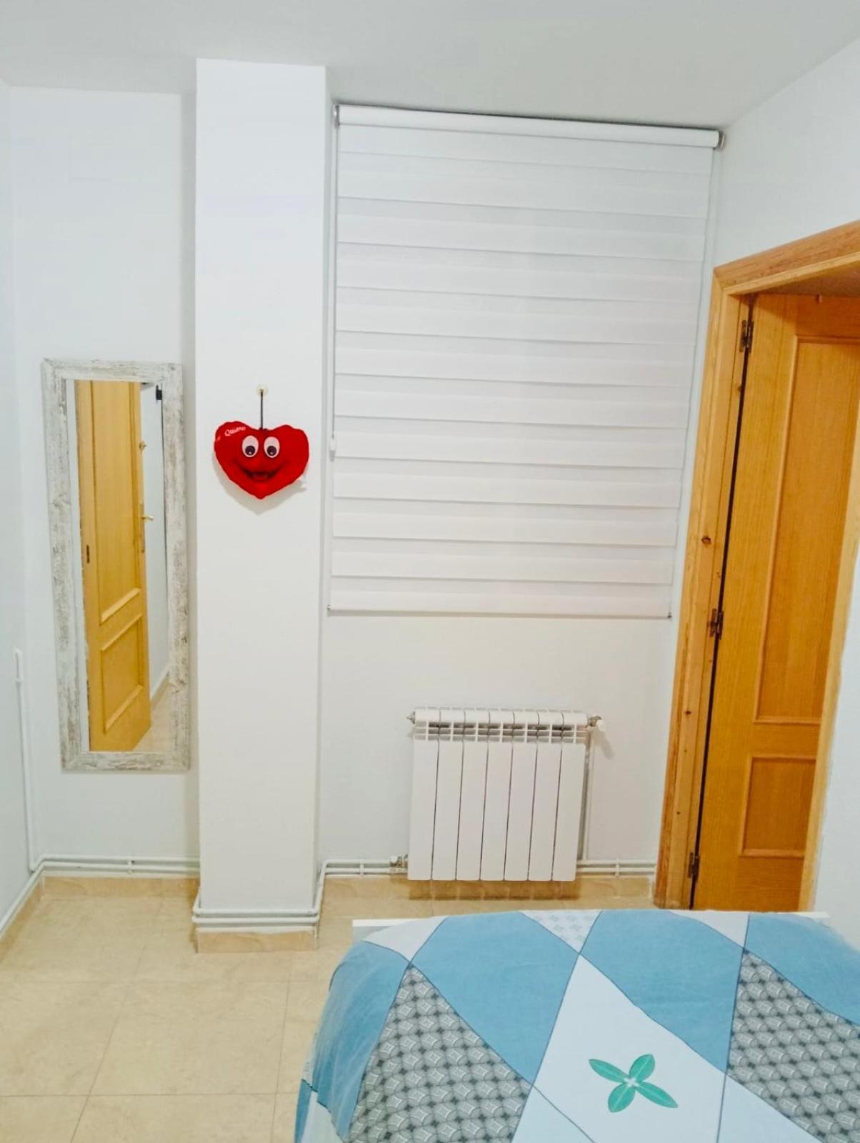 Apartamentos San Anton Villarrobledo Kültér fotó